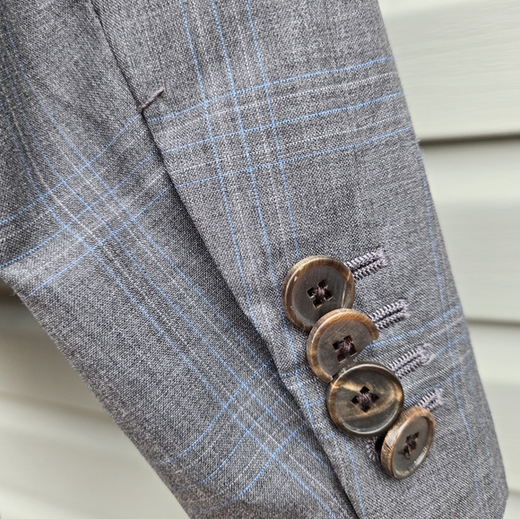 Louis Vuitton blazer. Euro Size 46/ 170/70A - Picture 4 of 8